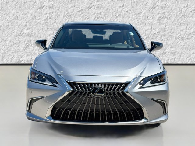 Used 2024 Lexus ES 350 w/ Technology Package FWD image 8
