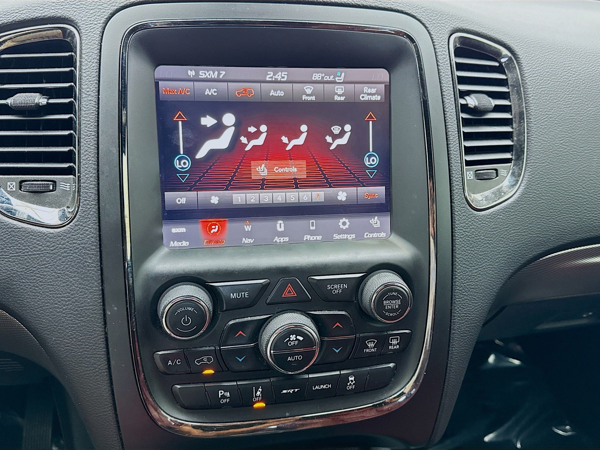 Used 2018 Dodge Durango SRT w/ Technology Group AWD/4WD image 12