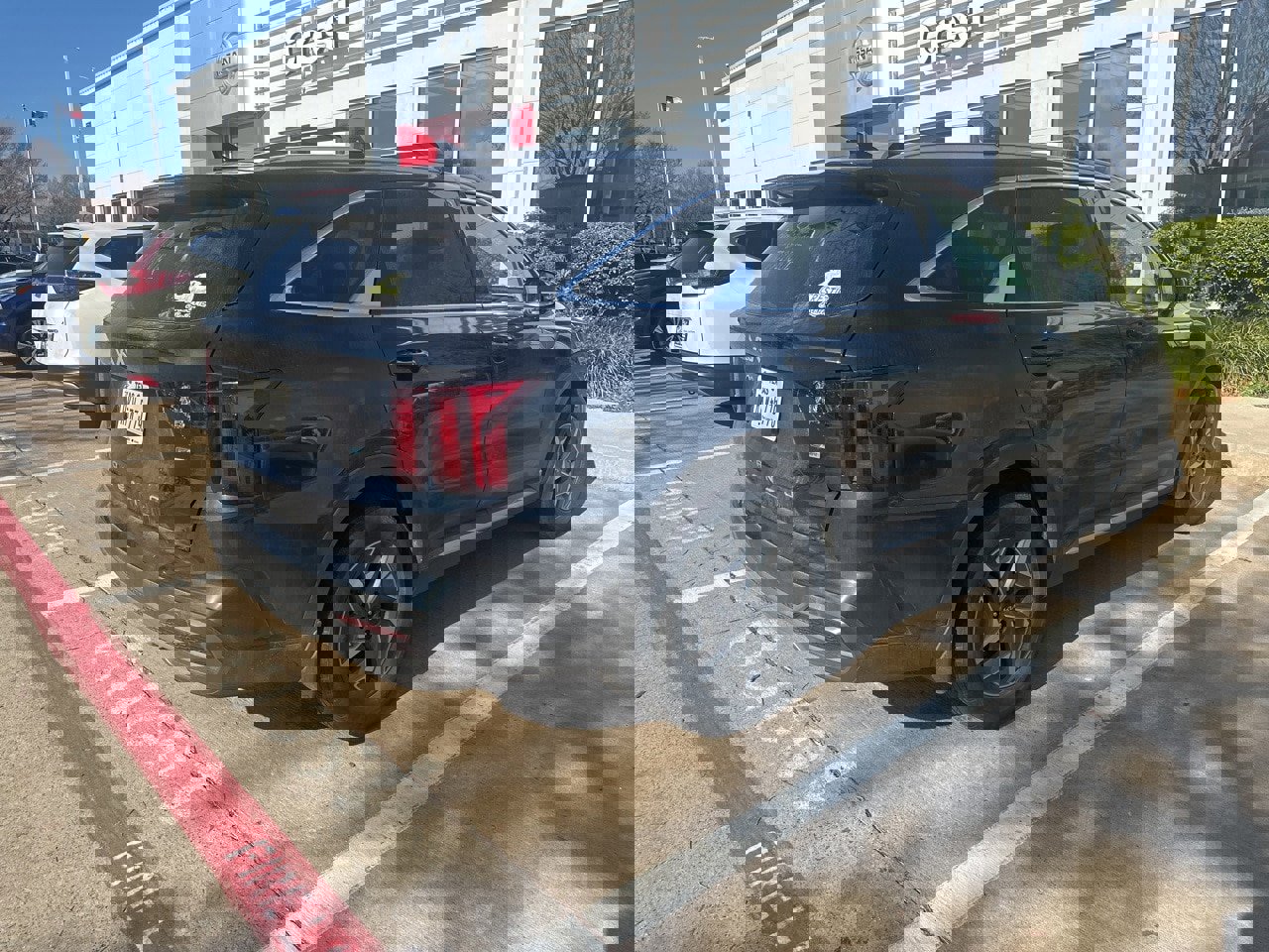 Used 2022 Kia Sorento S image 3