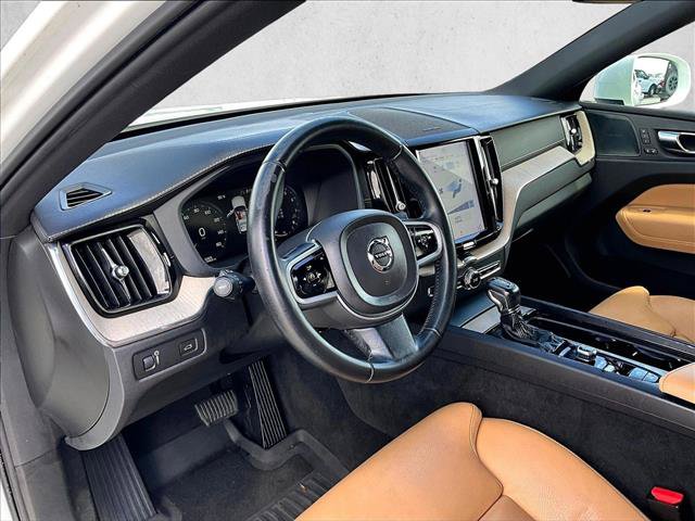 Used 2020 Volvo XC60 T5 Inscription w/ Protection Package Premier FWD image 14