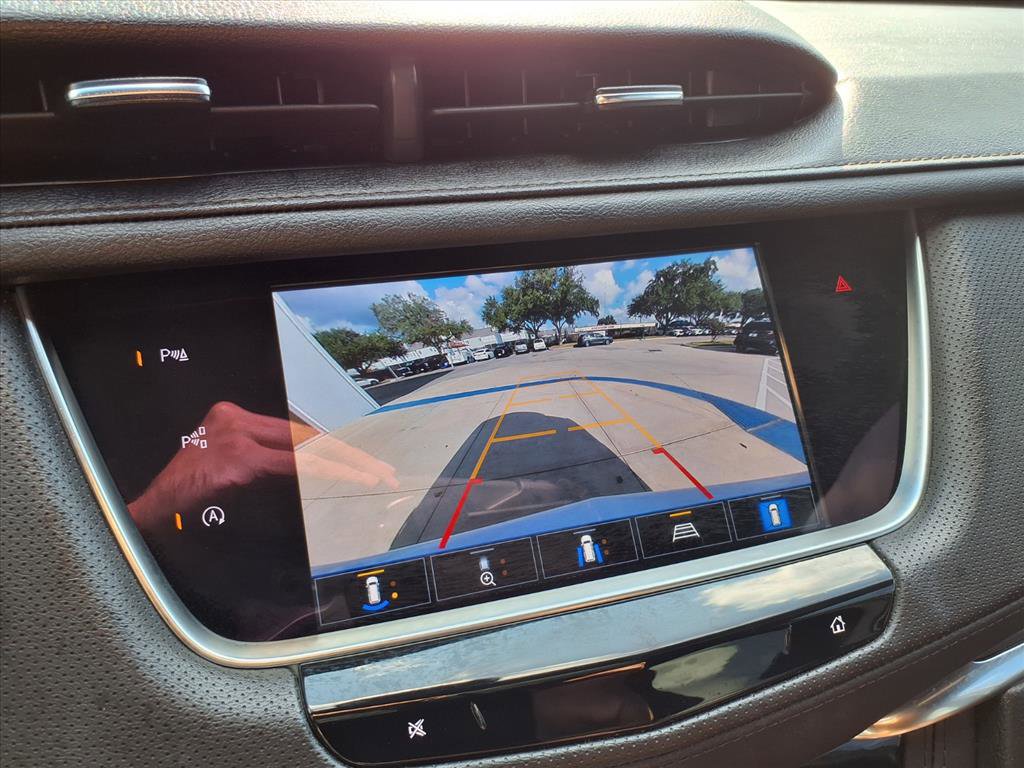 Used 2022 Cadillac XT5 Premium Luxury w/ Technology Package image 6