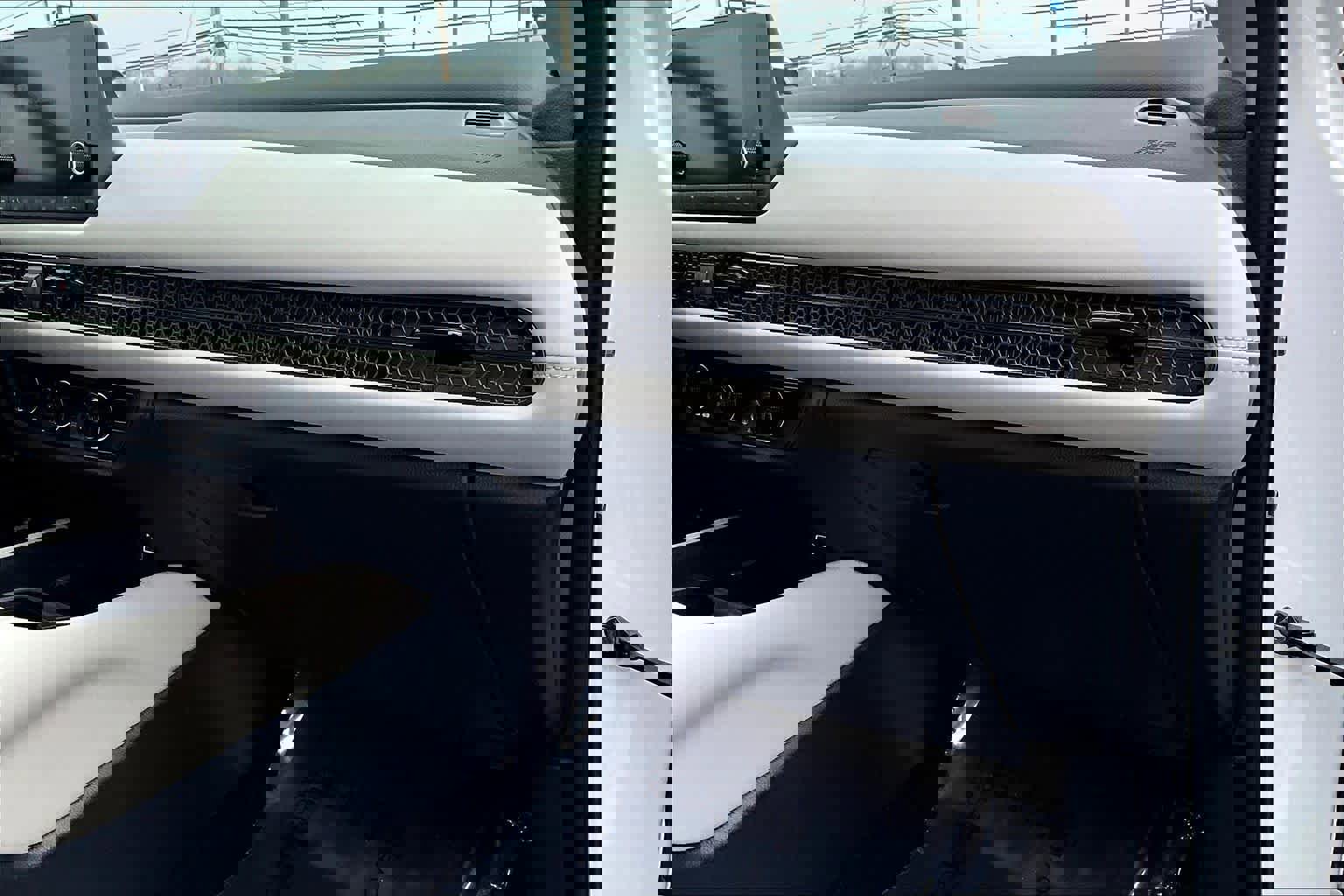 Used 2023 Honda HR-V LX image 18