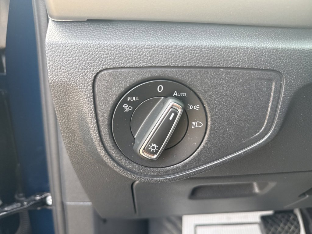 Used 2022 Volkswagen Atlas SEL image 34