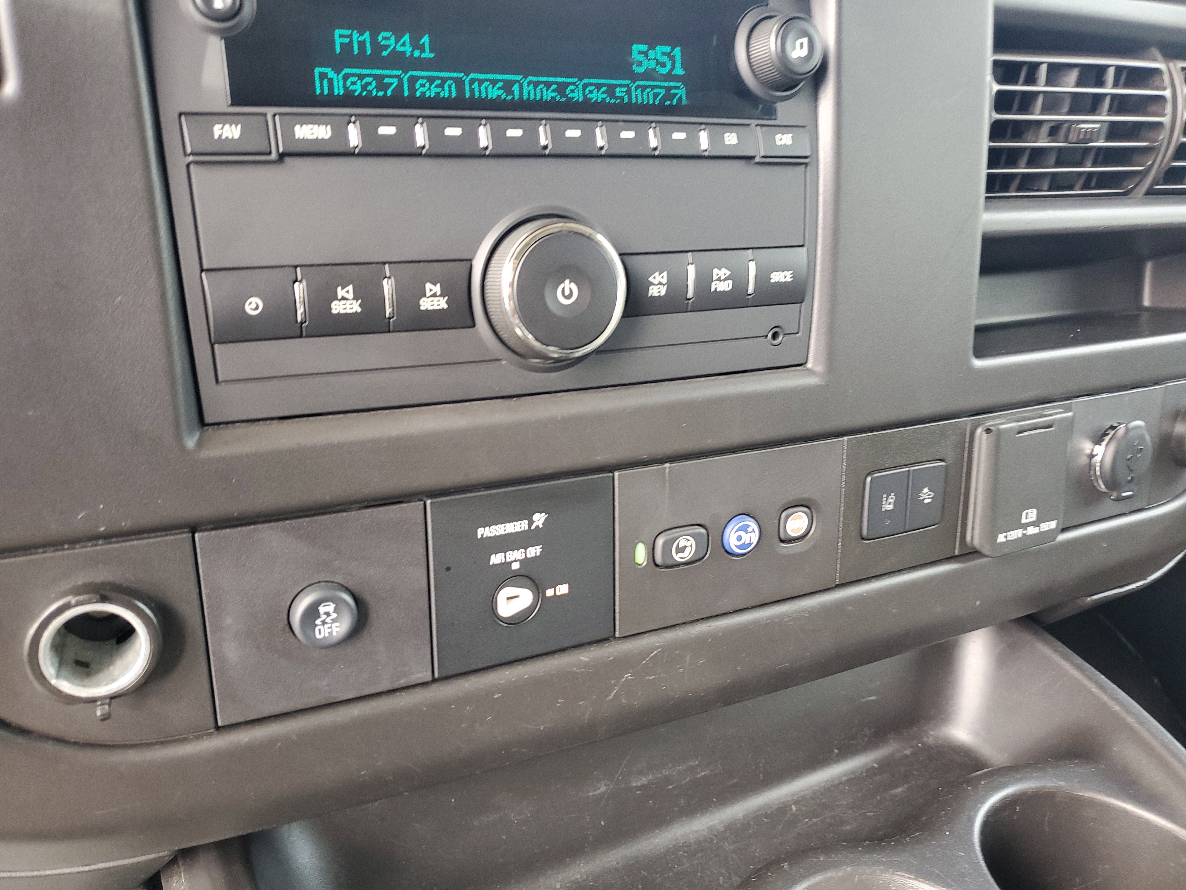 Used 2020 Chevrolet Express 3500 LT w/ LT Preferred Equipment Group image 20