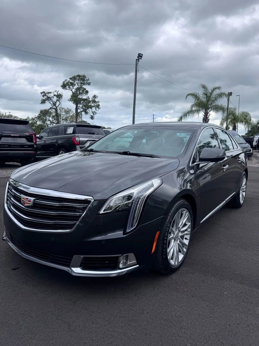 Used 2018 Cadillac XTS Luxury image 1