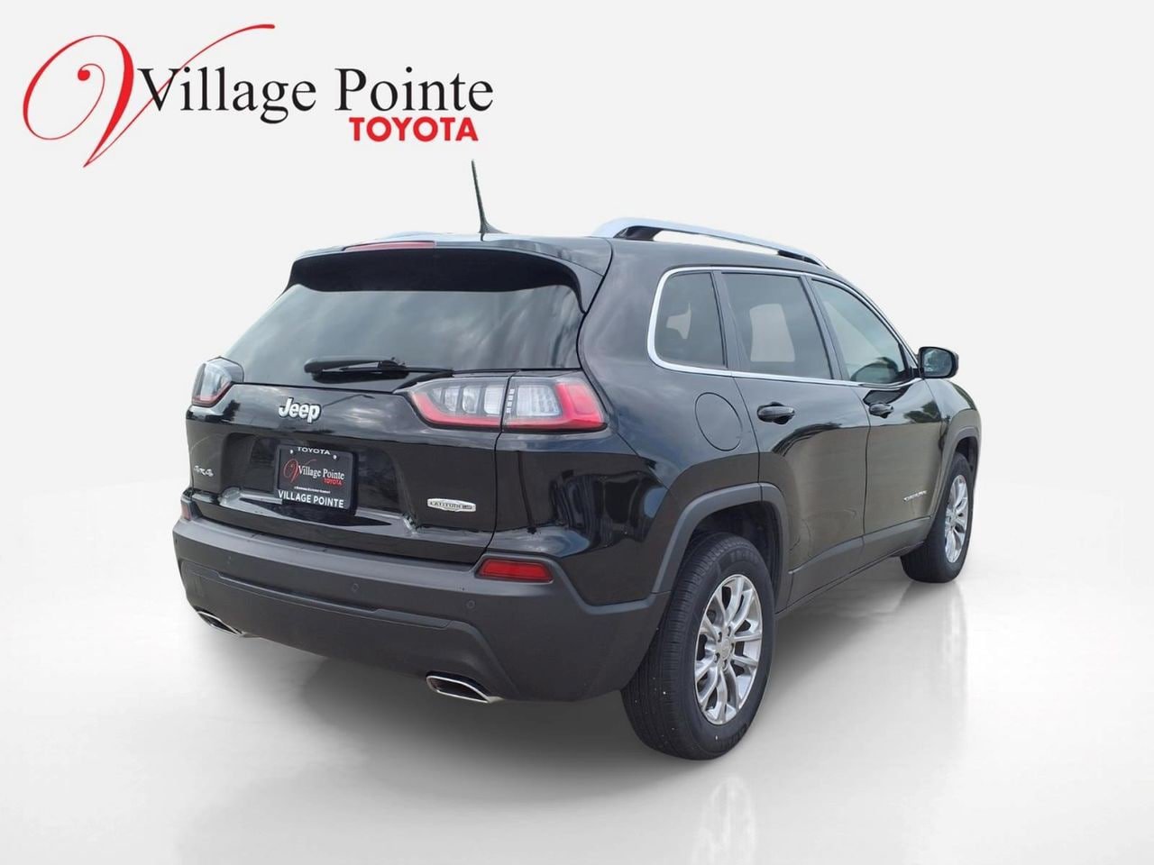 Used 2021 Jeep Cherokee Latitude Lux w/ Mopar Interior Package AWD/4WD image 6