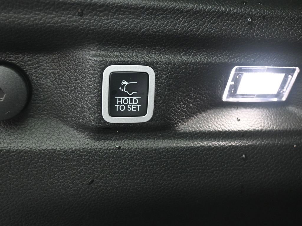 New 2026 Jeep Grand Cherokee L Limited RWD image 14