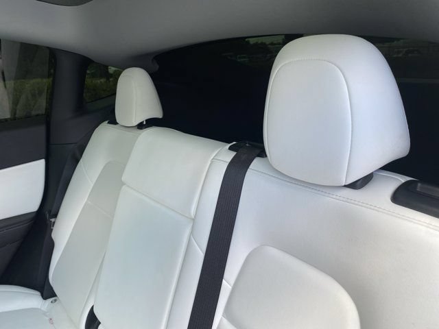 Used 2021 Tesla Model Y Performance AWD/4WD image 14