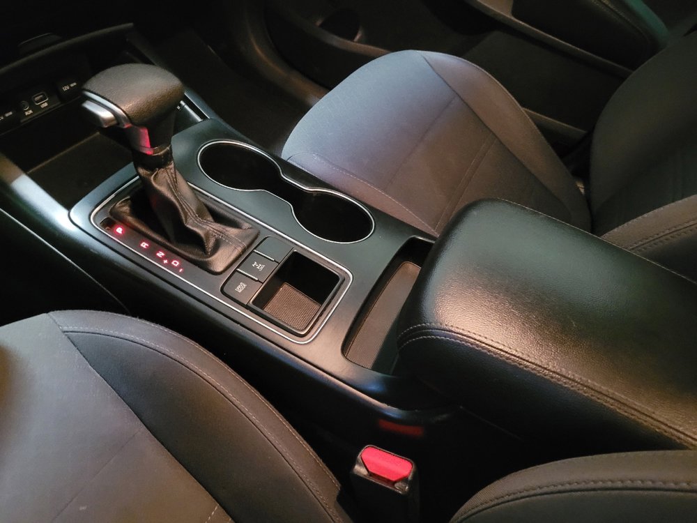 Used 2019 Kia Sorento LX image 26