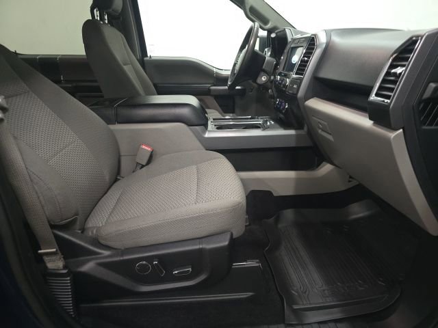 Used 2016 Ford F150 XLT w/ Equipment Group 302A Luxury image 3