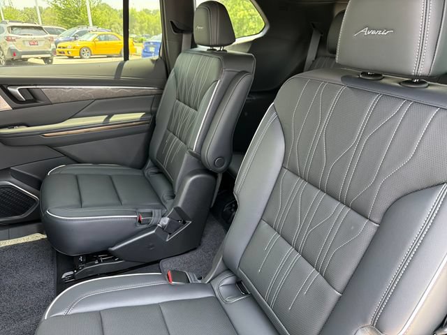 New 2026 Buick Enclave Avenir w/ Super Cruise Package AWD/4WD image 19