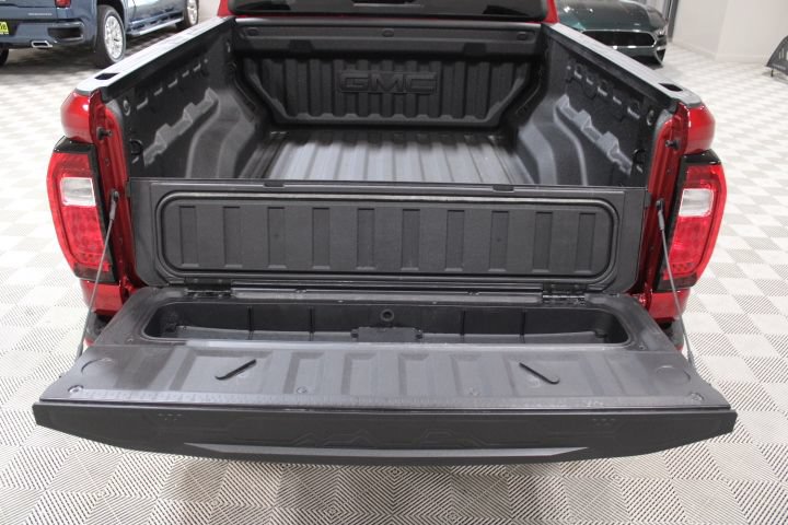 New 2026 GMC Canyon Denali AWD/4WD image 15