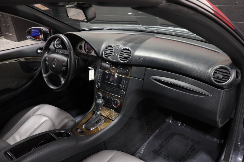 Used 2009 Mercedes-Benz CLK 350 Cabriolet image 42