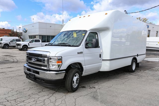 New 2026 Ford E-450 and Econoline 450 Super Duty w/ Power Equipment Group image 5