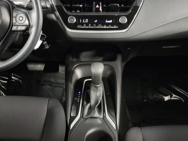 Used 2025 Toyota Corolla LE FWD image 24