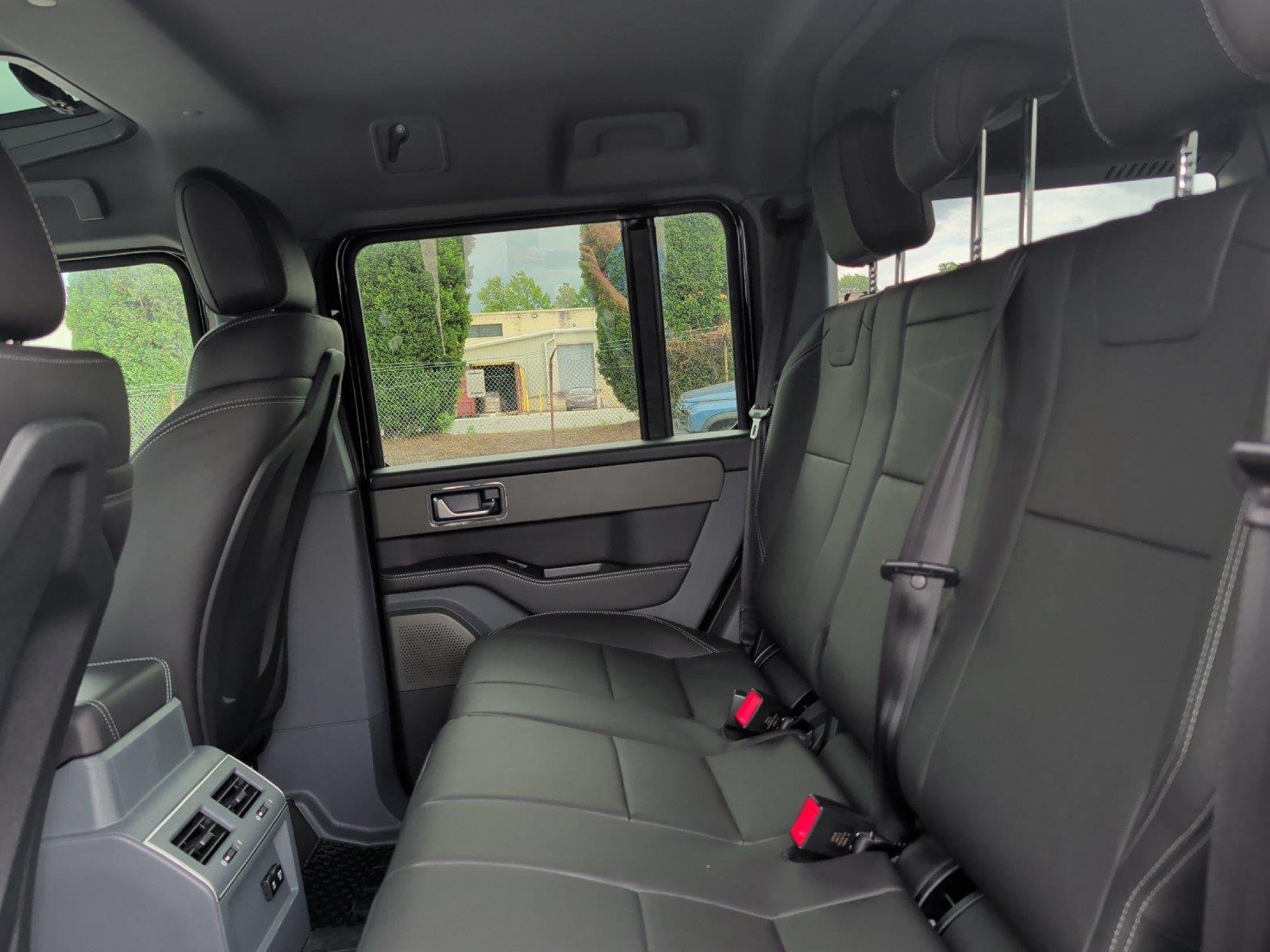 New 2025 INEOS Grenadier Station Wagon AWD/4WD image 33