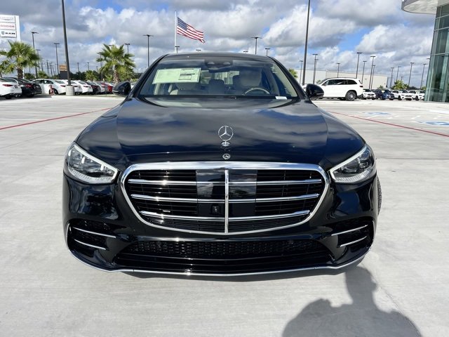 New 2026 Mercedes-Benz S 580 4MATIC Sedan image 2