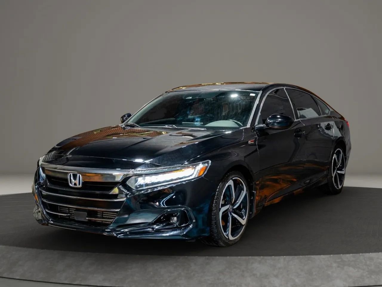 Used 2021 Honda Accord Sport image 1