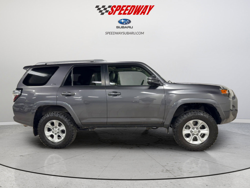 Used 2014 Toyota 4Runner SR5 Premium image 12