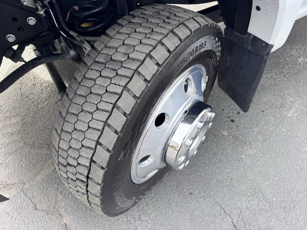 Used 2025 Ford F450 Lariat image 15