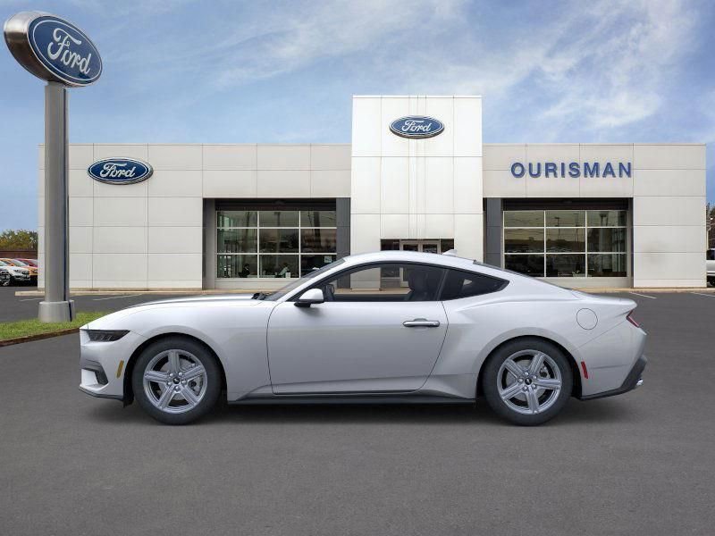 New 2026 Ford Mustang Coupe image 4