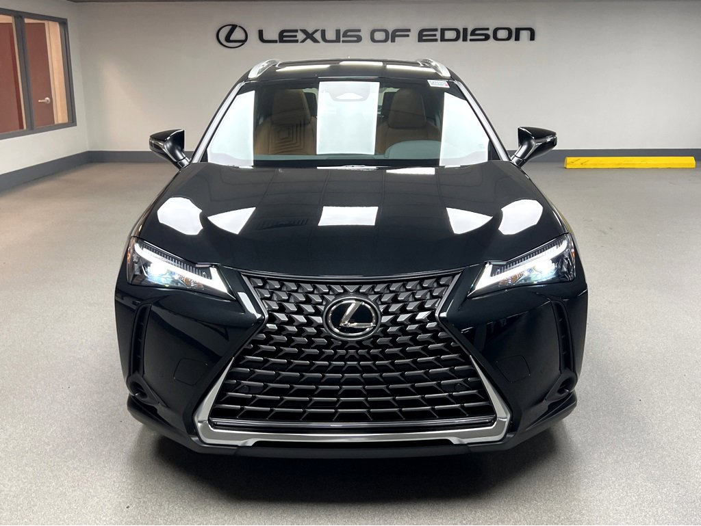 New 2025 Lexus UX 300h AWD image 2