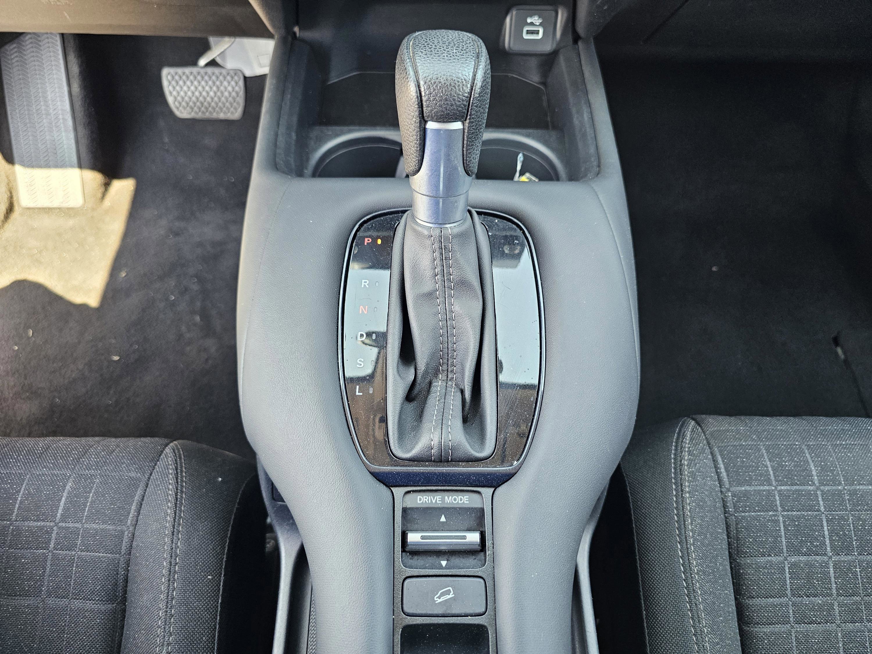 Used 2023 Honda HR-V LX image 18