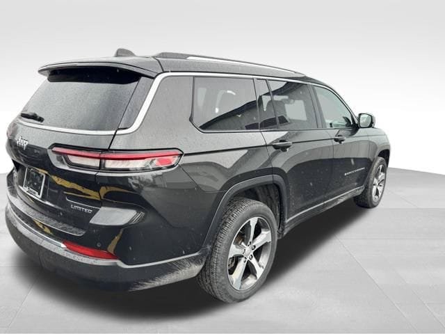 Used 2023 Jeep Grand Cherokee L Limited AWD/4WD image 48