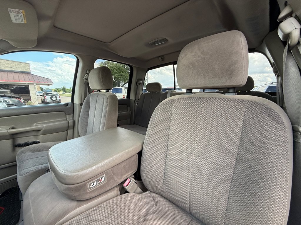 Used 2005 Dodge Ram 2500 Truck SLT AWD/4WD image 18