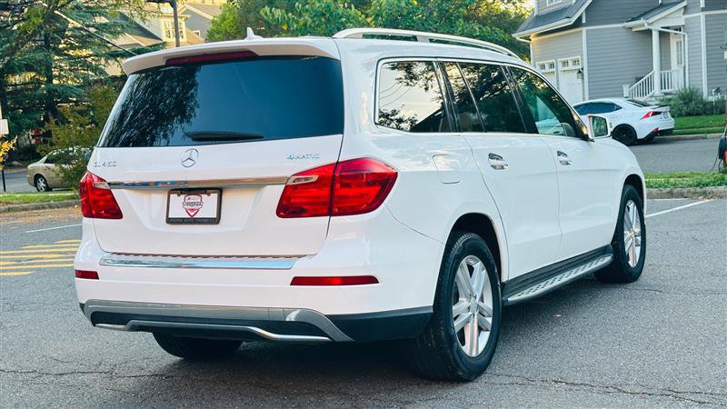 Used 2016 Mercedes-Benz GL 450 4MATIC w/ Premium I Package image 10