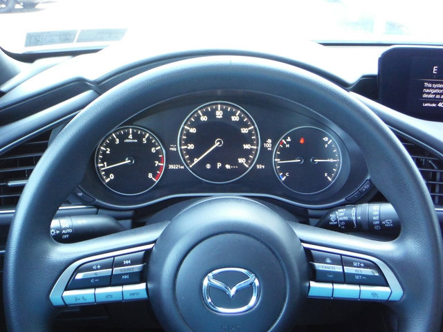 Used 2022 MAZDA MAZDA3 s FWD image 27