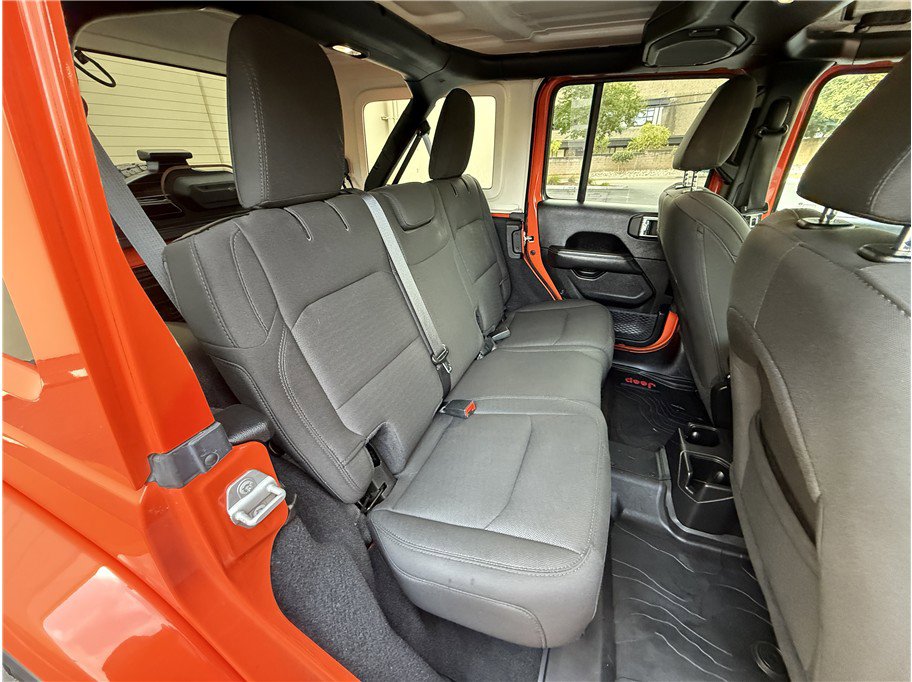 Used 2020 Jeep Wrangler Unlimited Sahara w/ Uconnect 4C Nav & Sound Group image 19