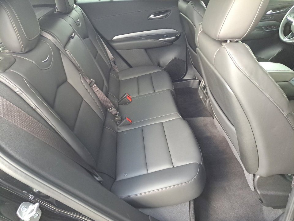 Certified 2025 Cadillac XT4 Premium Luxury image 14