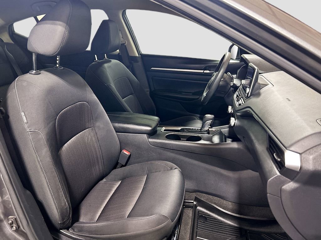 Used 2022 Nissan Altima 2.5 SV FWD image 23