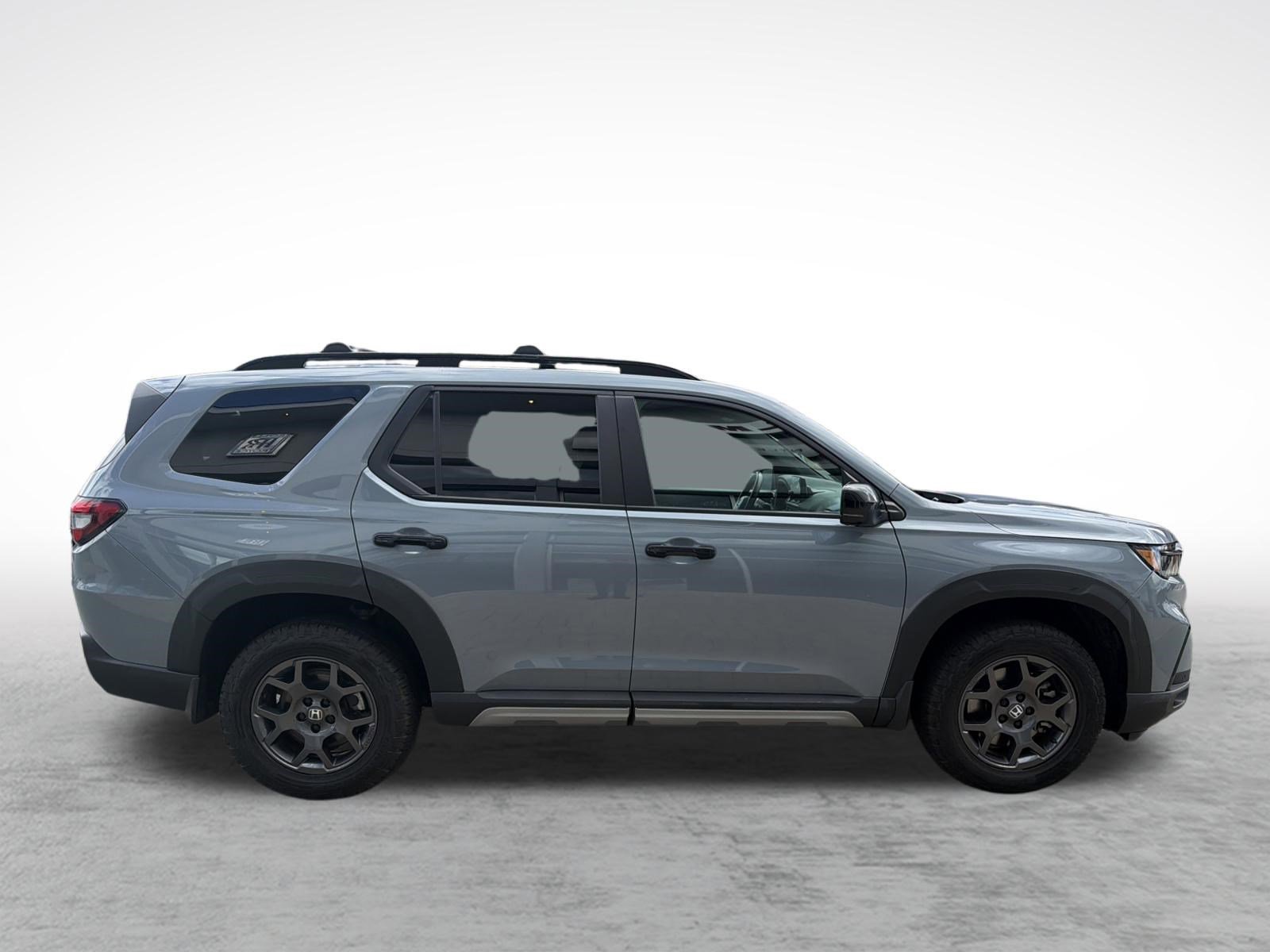 Used 2023 Honda Pilot TrailSport image 10