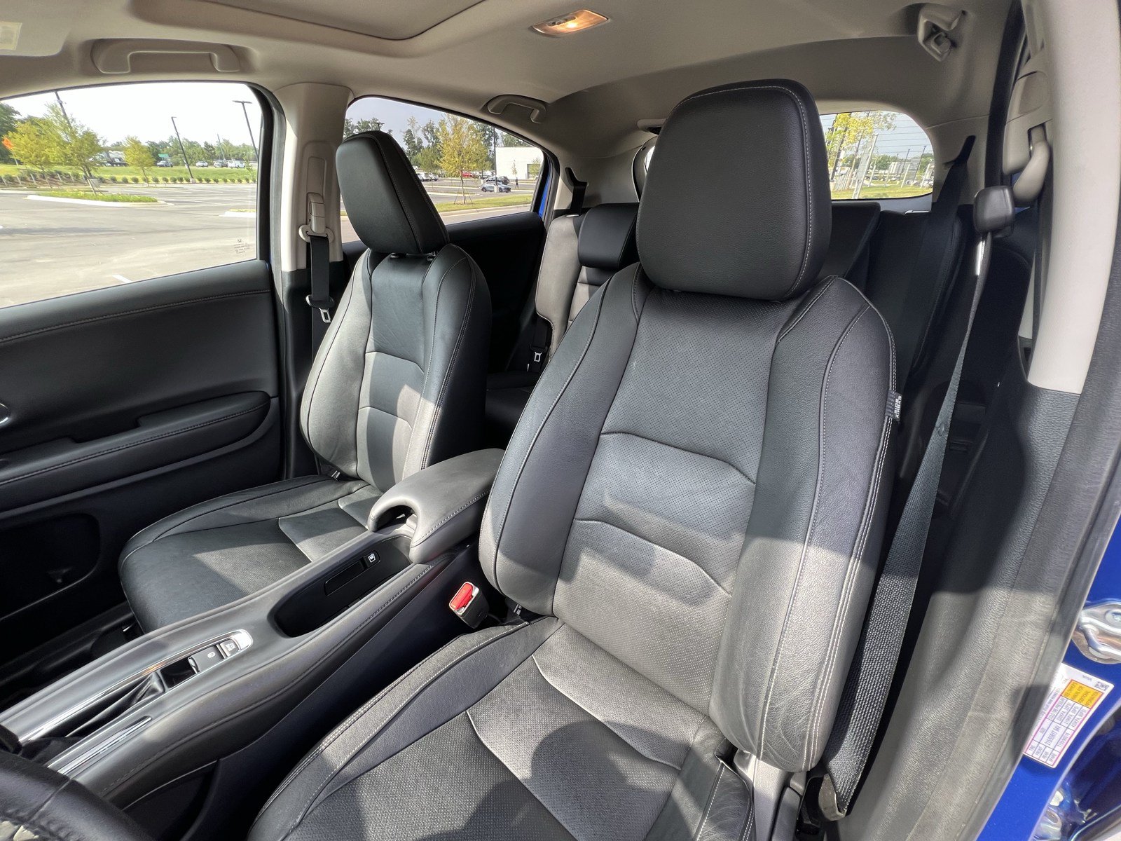 Used 2020 Honda HR-V EX-L image 16