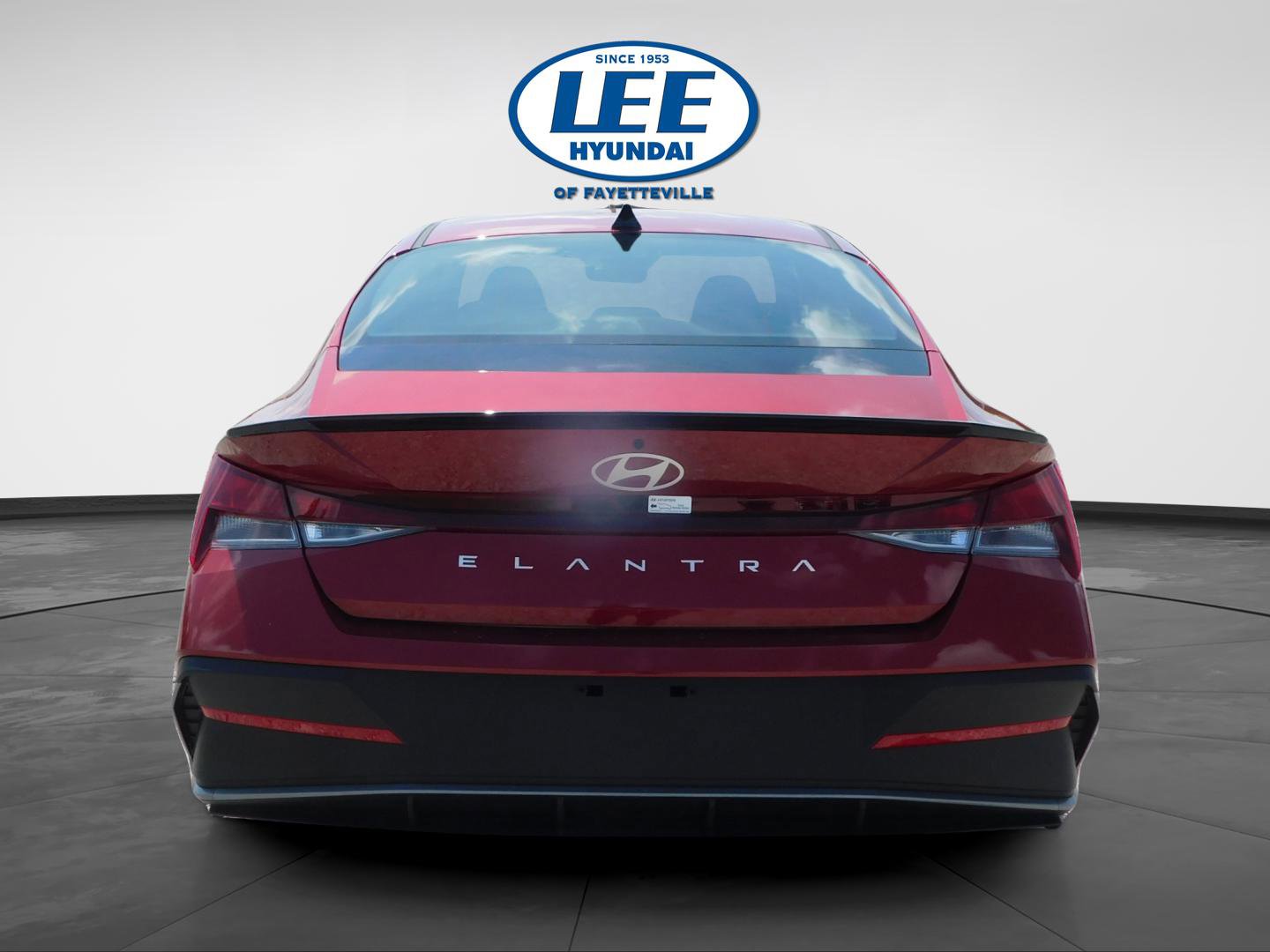 Used 2025 Hyundai Elantra Sport FWD image 4
