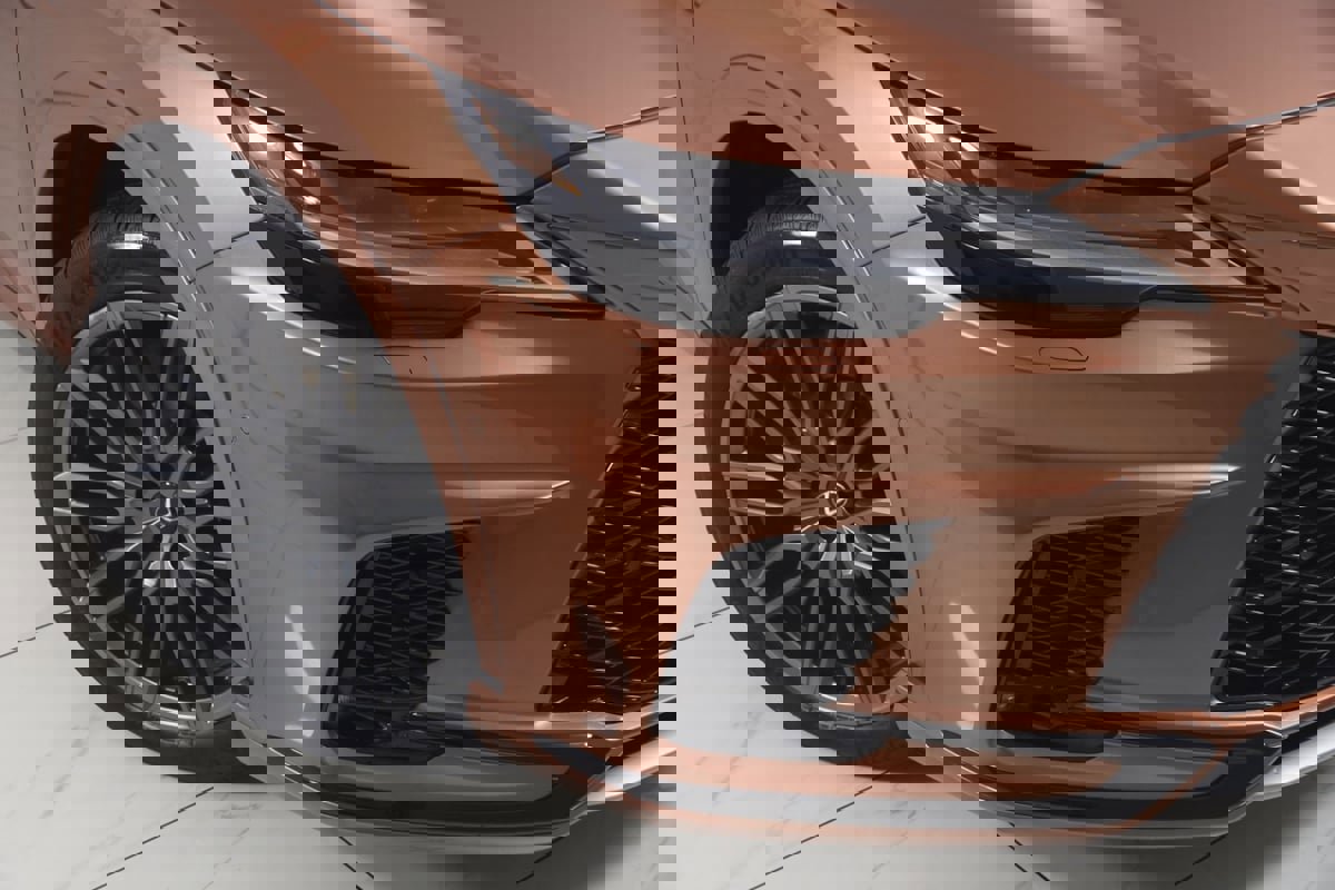 Used 2023 Lexus RX 500h F Sport image 18