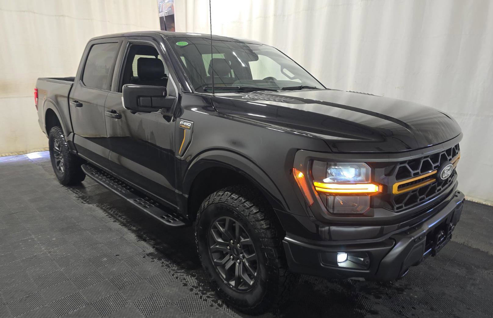 Used 2024 Ford F150 Tremor w/ Equipment Group 402A High image 3