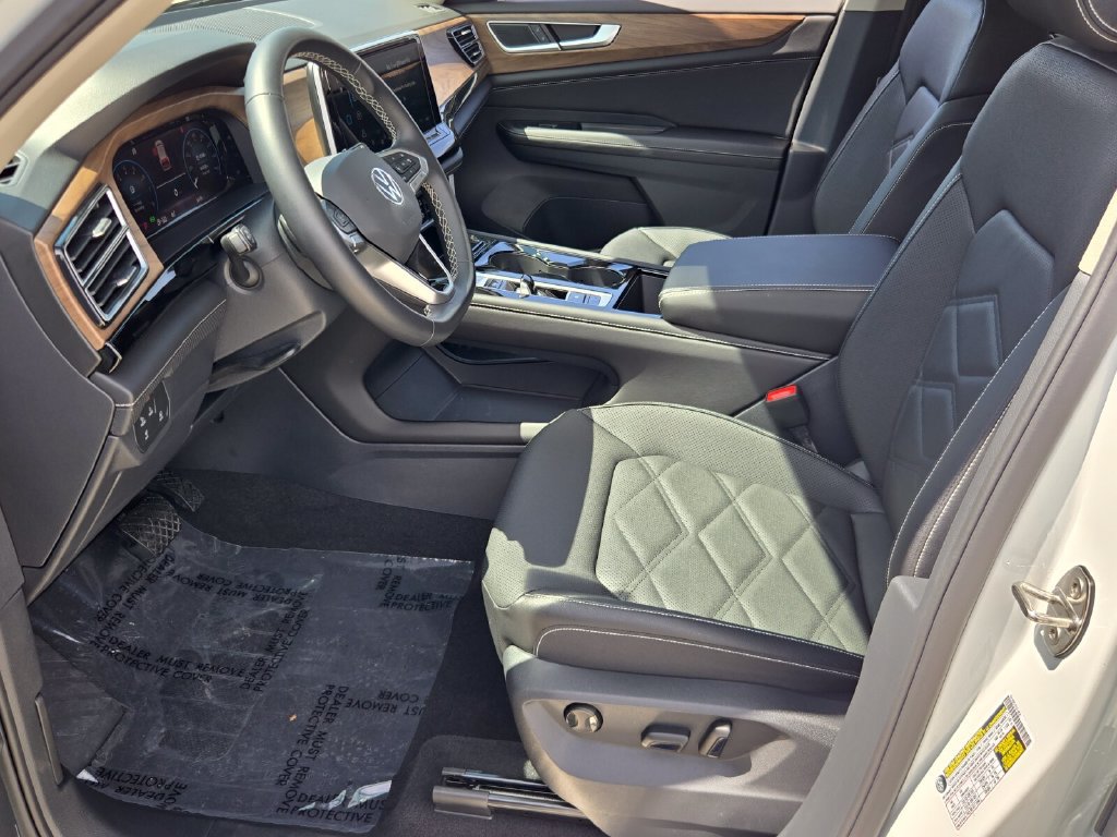 Certified 2026 Volkswagen Atlas SE w/ Panoramic Sunroof Package FWD image 10