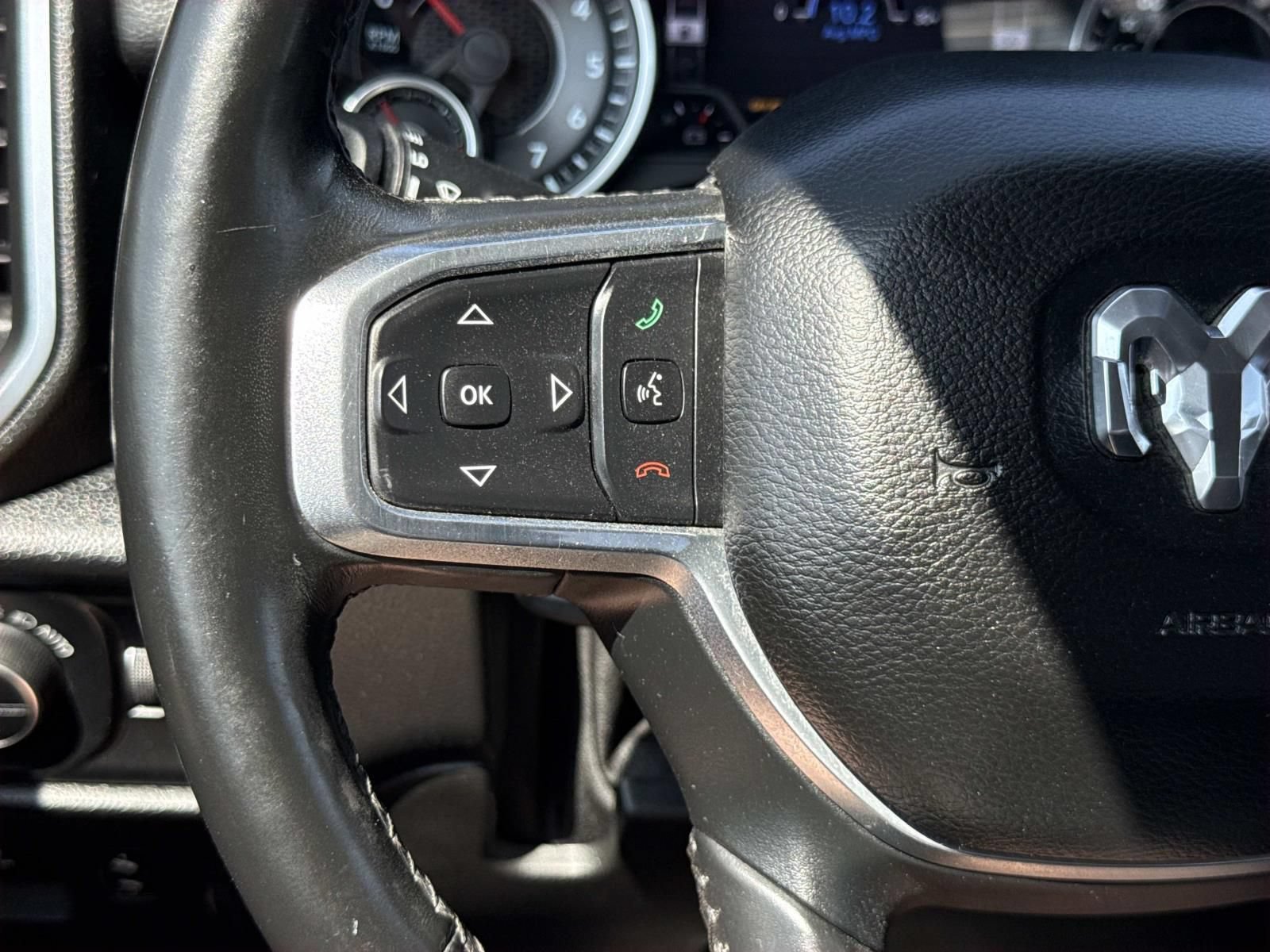 Used 2019 RAM 1500 Laramie AWD/4WD image 14