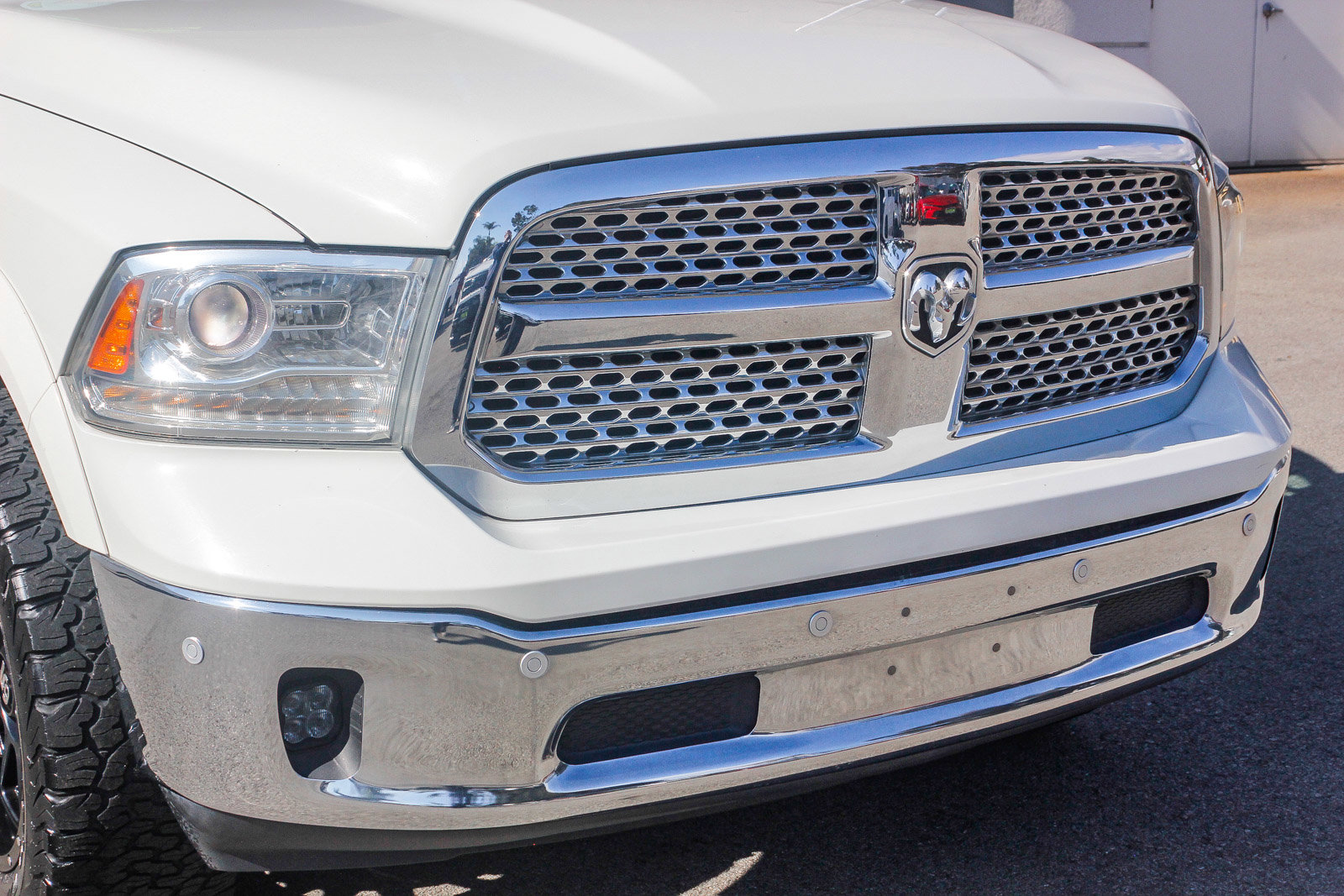 Used 2018 RAM 1500 Laramie w/ Convenience Group image 5