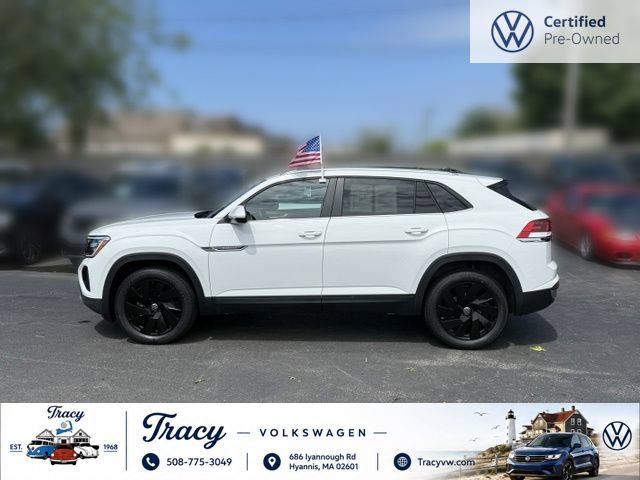 Certified 2024 Volkswagen Atlas Cross Sport SE w/ Panoramic Sunroof Package AWD/4WD image 5