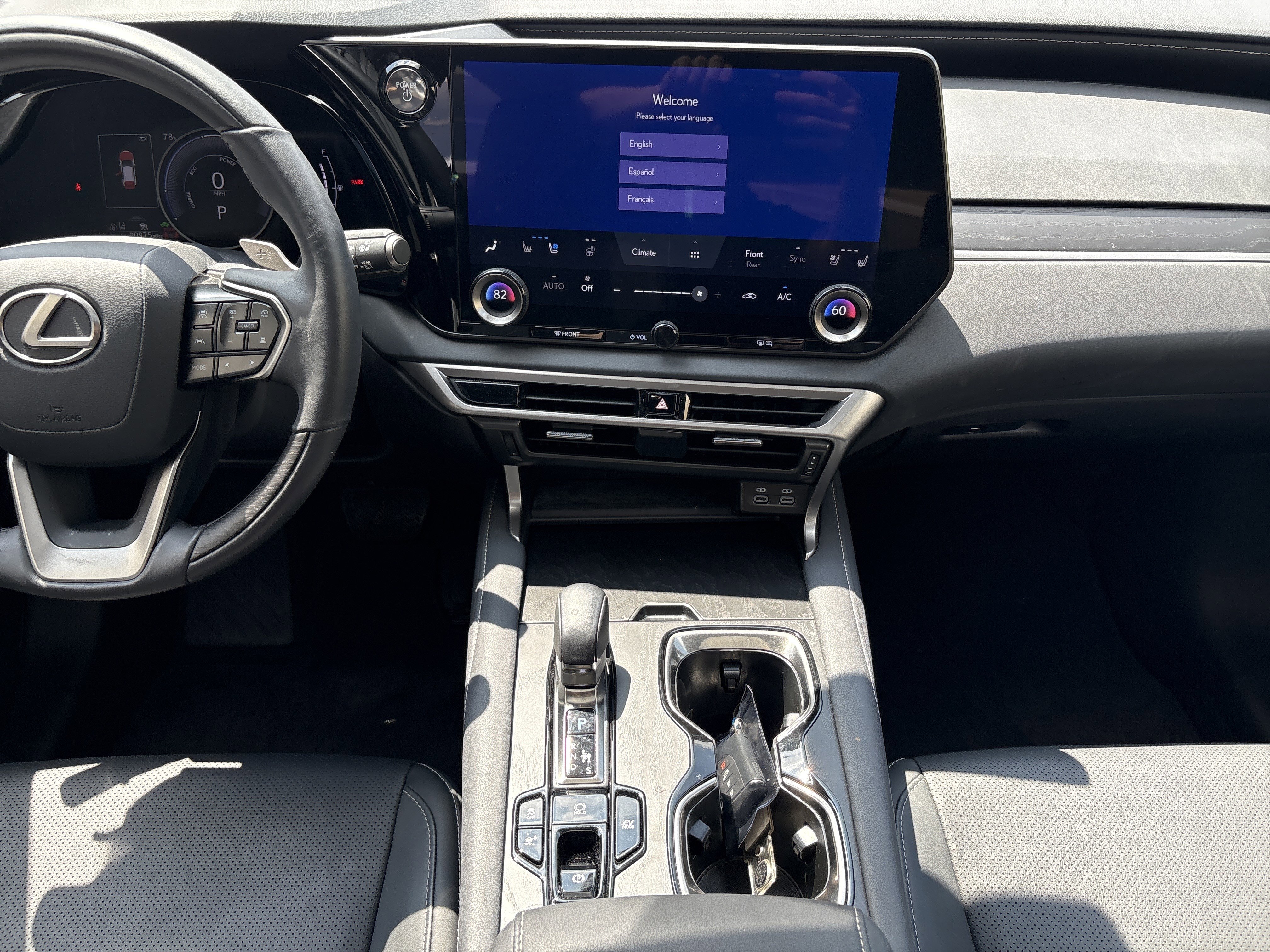 Used 2024 Lexus RX 350h w/ Accessory Package (Z1) AWD/4WD image 30