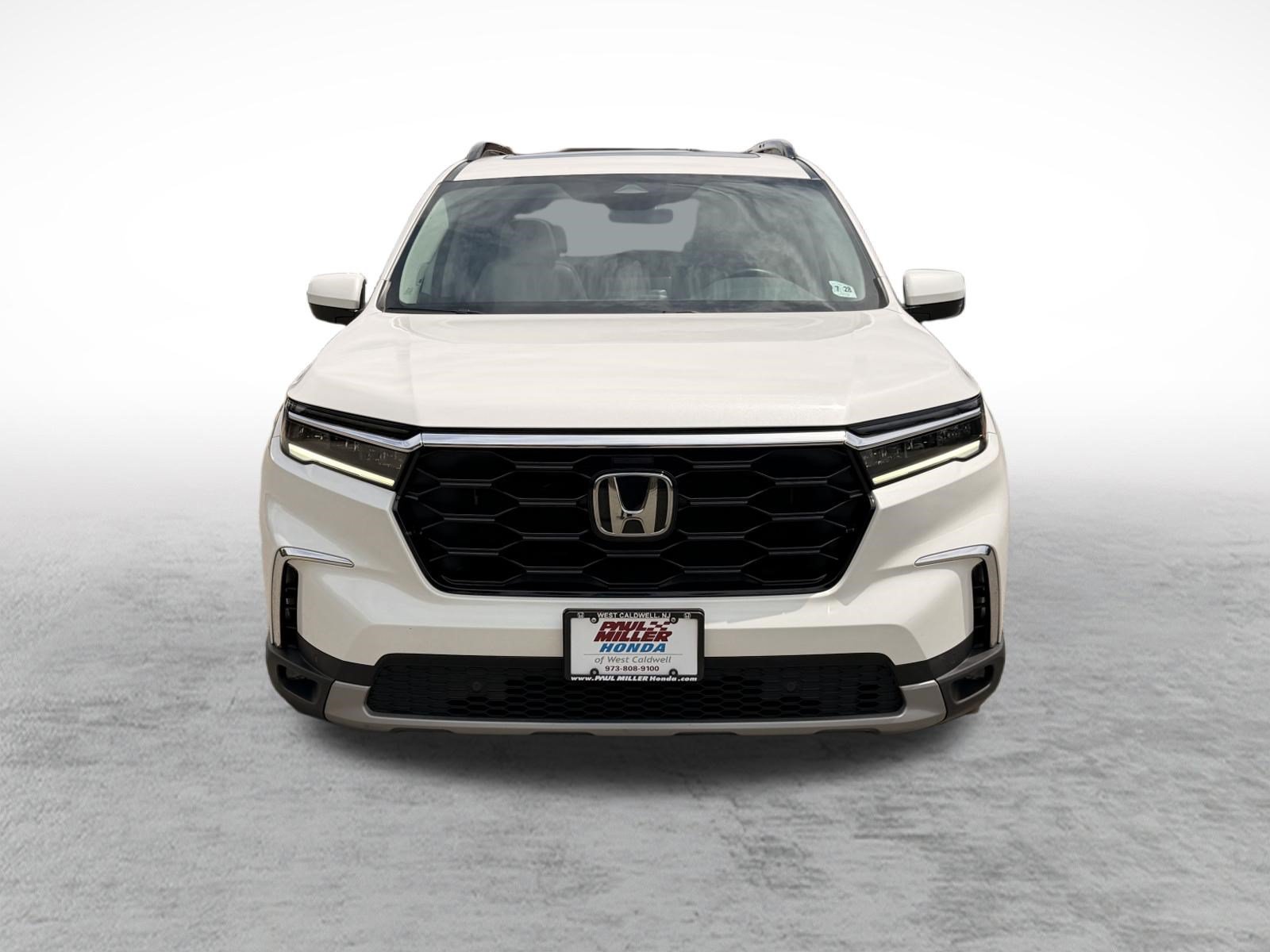 Certified 2023 Honda Pilot Touring video 2