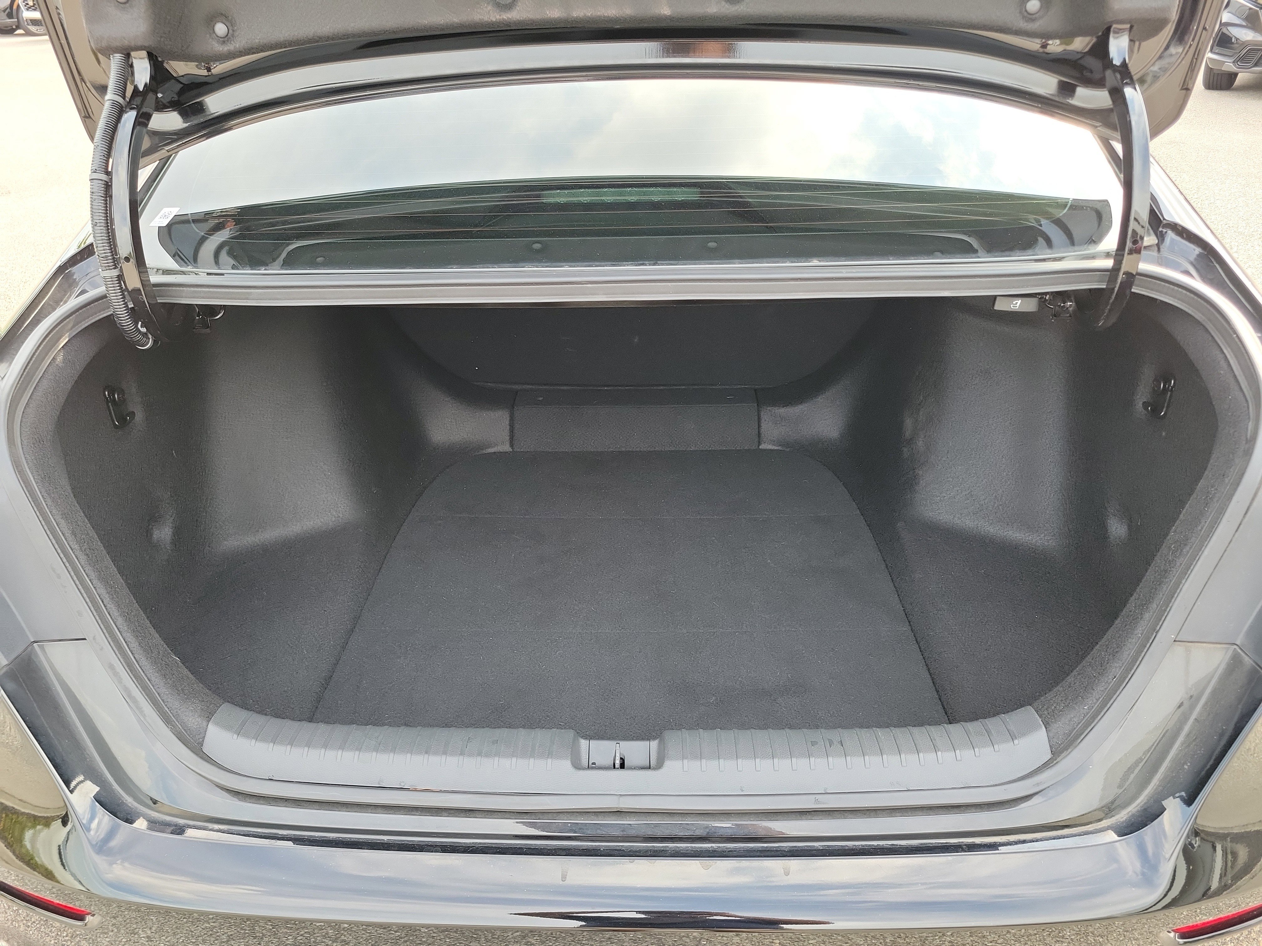 Used 2024 Honda Accord LX image 11