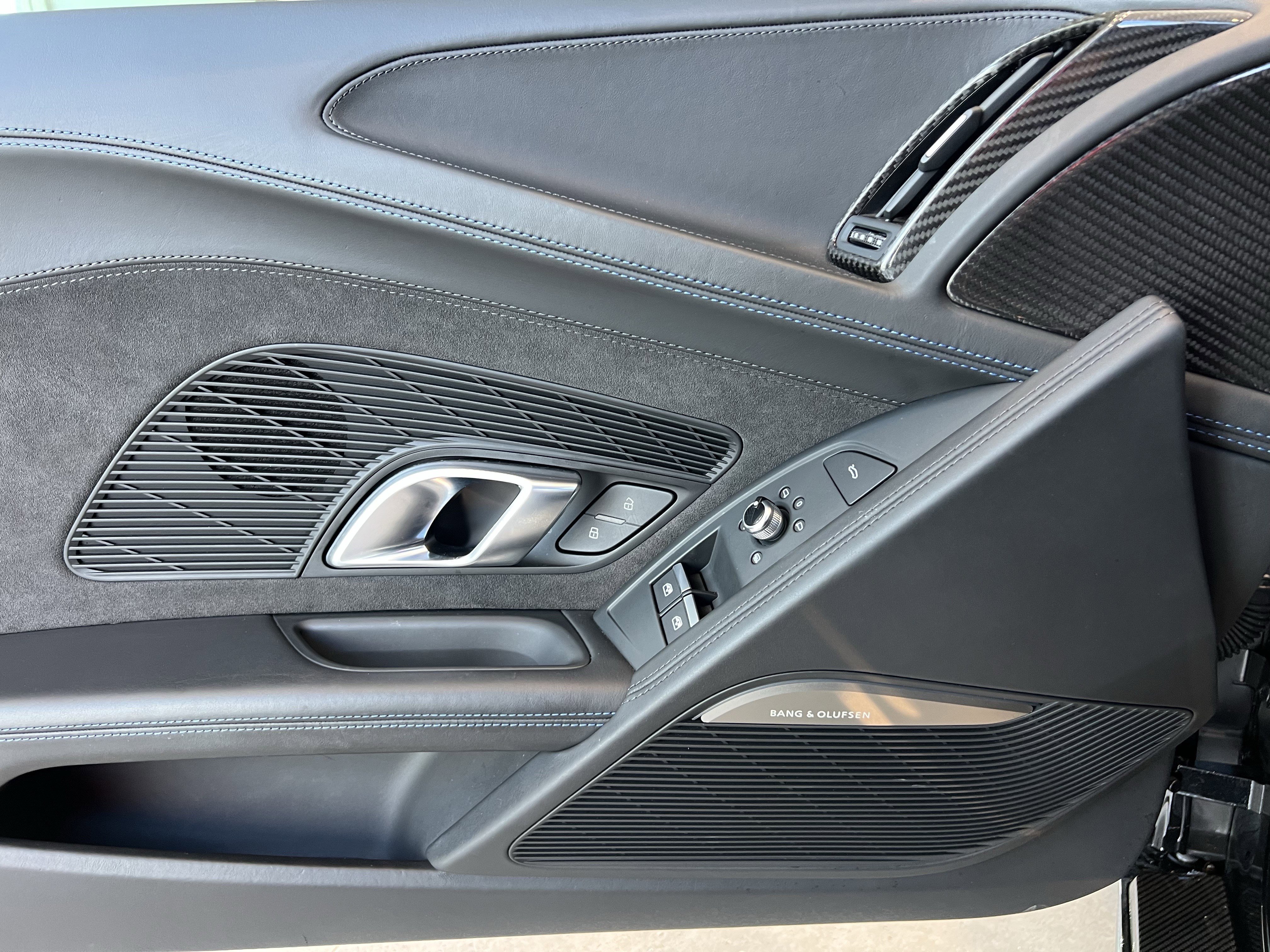 Used 2023 Audi R8 V10 performance w/ R8 Performance Design Package image 14