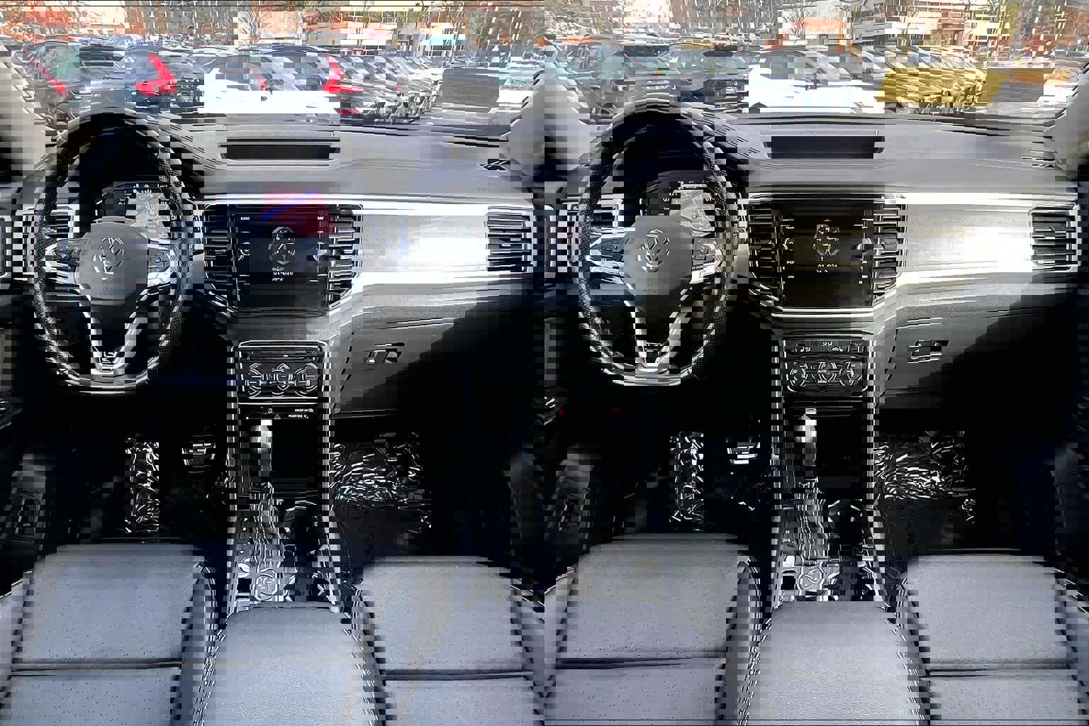 Used 2021 Volkswagen Atlas SEL R-Line image 15