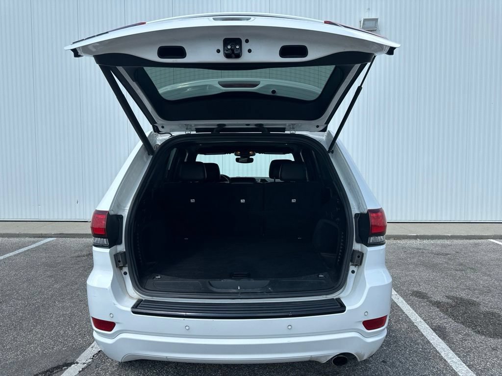 Used 2018 Jeep Grand Cherokee Altitude AWD/4WD image 19