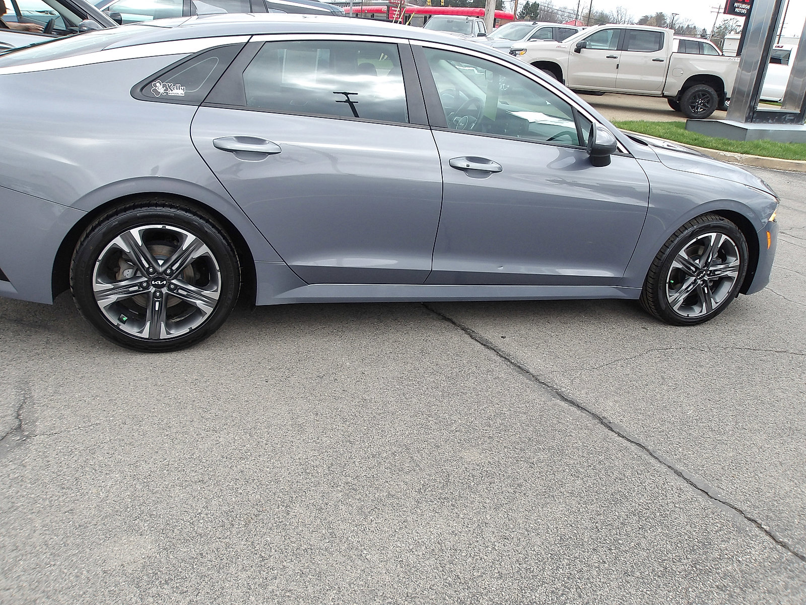 Used 2022 Kia K5 LXS image 8